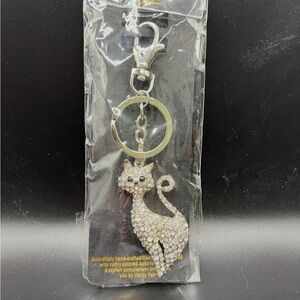 Vanity Fair Sparkling Silver Cat Keychain